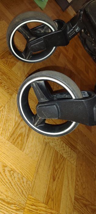 Прогулочная коляска CARRELLO Bravo