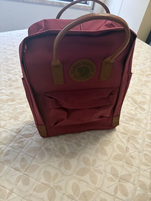 Mochila bordou k