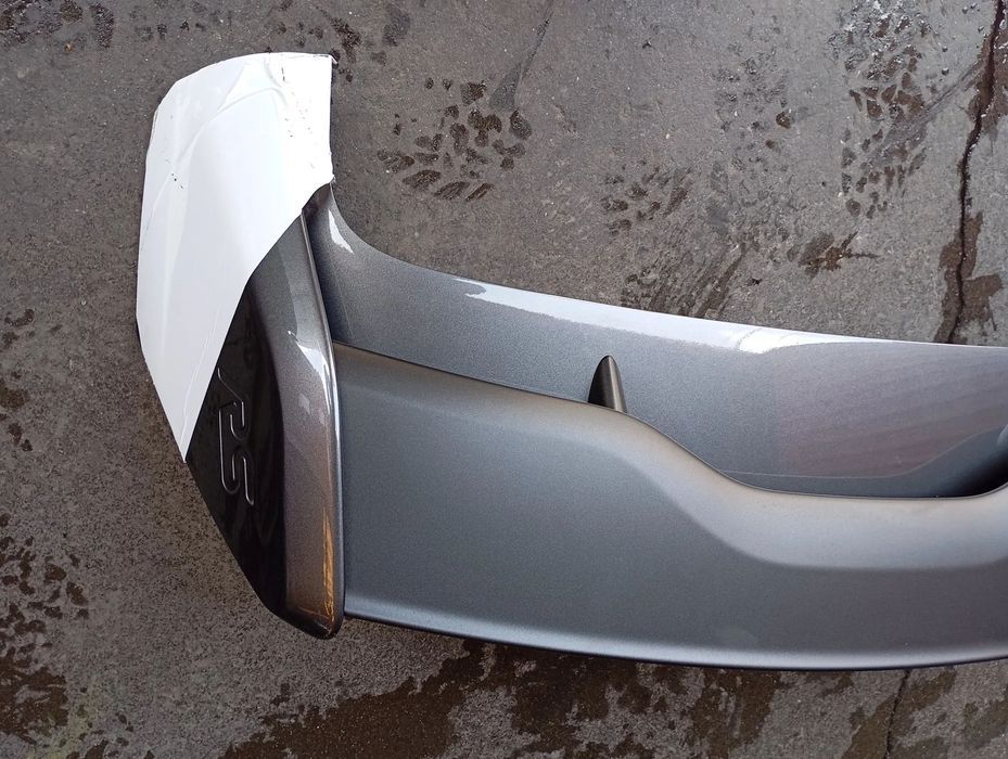 FORD FOCUS III RS AILERON / SPOILER - SP005