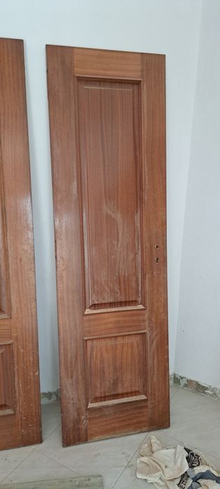 Portas interiores de madeira