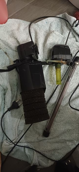 Akcesoria do akwarium, korzenie, filtry, kamienie, napowietrzacz ...