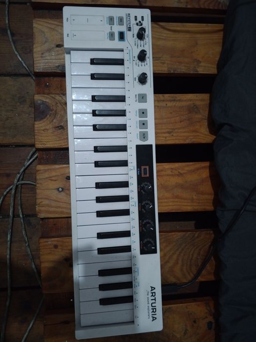Миди клавиатура Arturia keystep 37