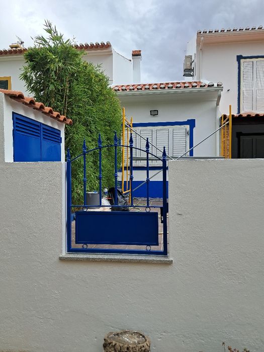 Pinturas e serviços de construção civil