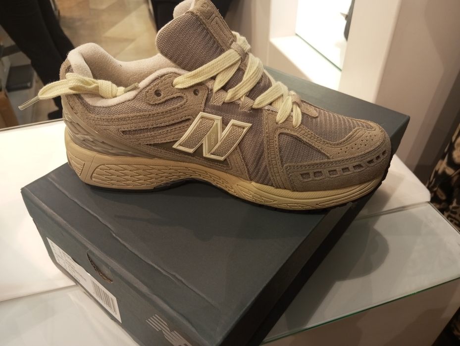 Tênis new balance 1906r novos