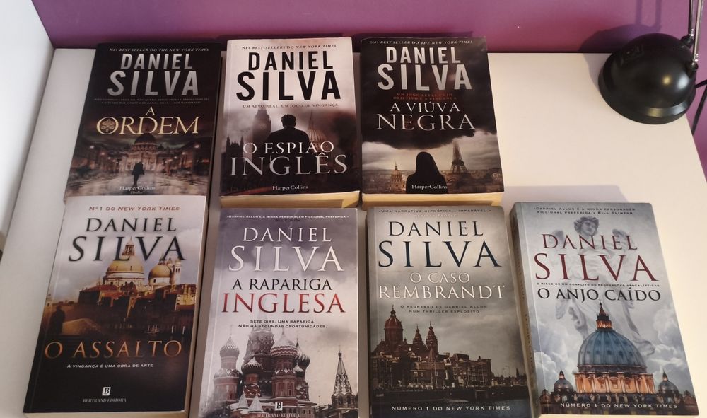 5€ cada Livro de Daniel Silva