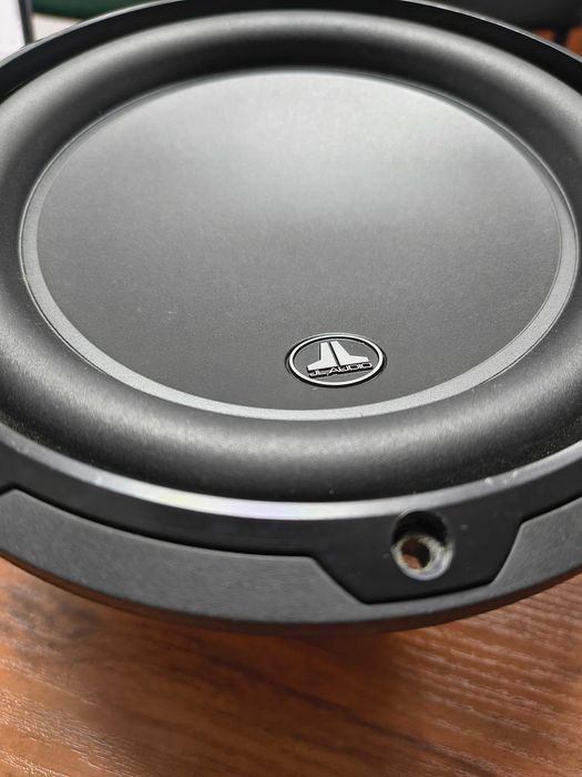 JL AUDIO Subwoofer 8W3v3-4