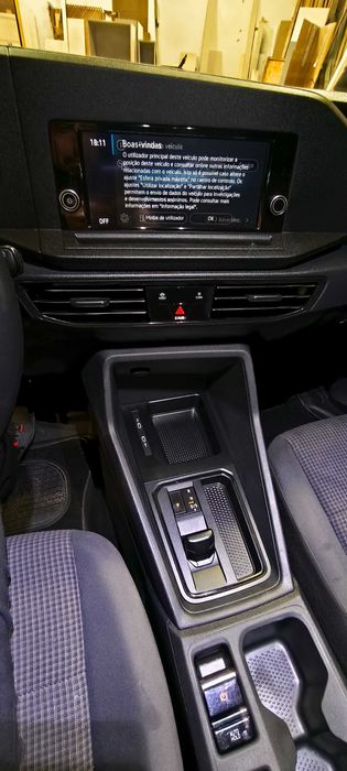 VW Caddy 2021 - 2.0TDI em excelente estado