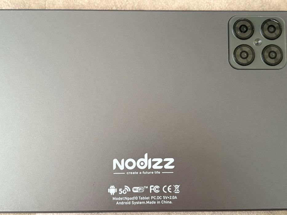 Tablet com acessórios