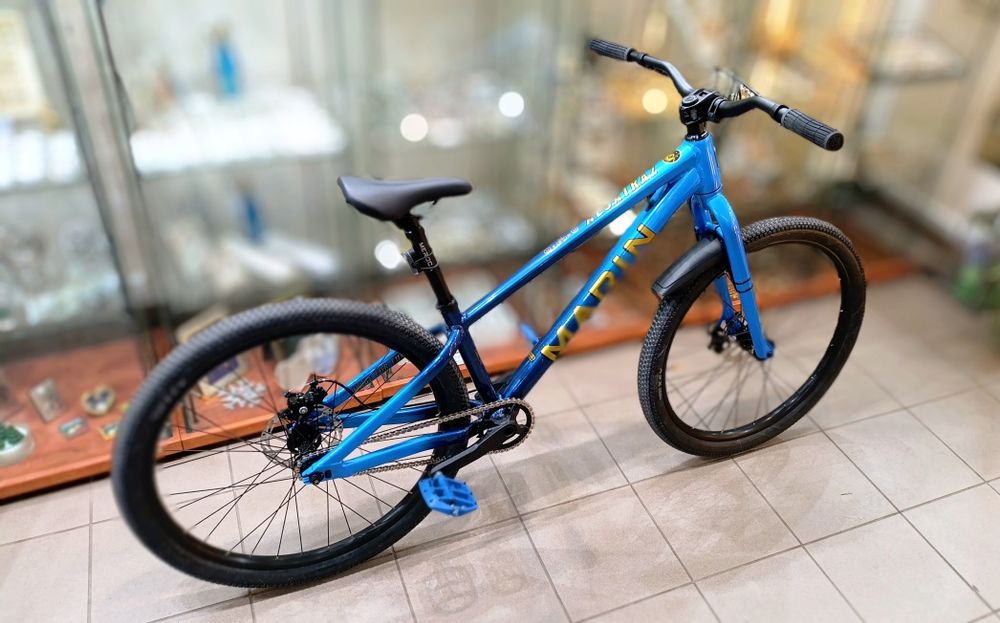 Marin Alcatraz 1 2025 rozmiar Large koła 26" dirt slope MTB enduro