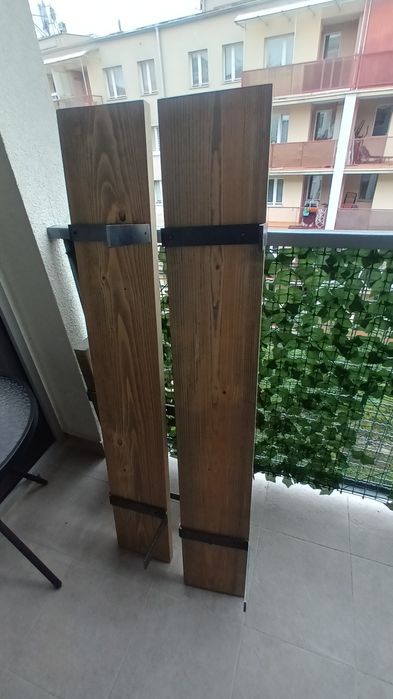 Półki solidne drewniane