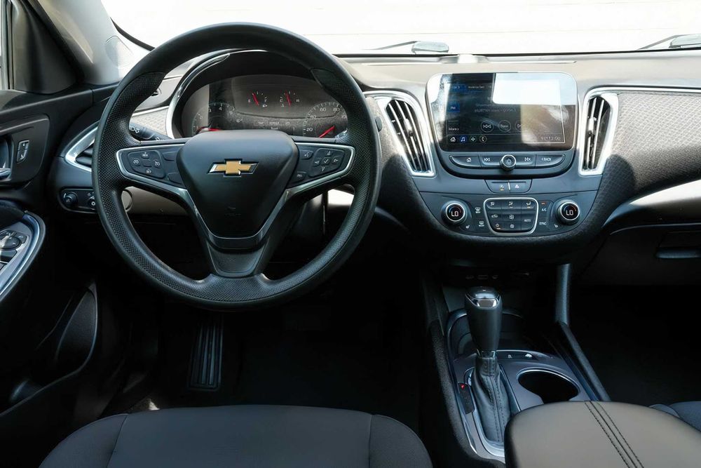 Chevrolet Malibu      2020