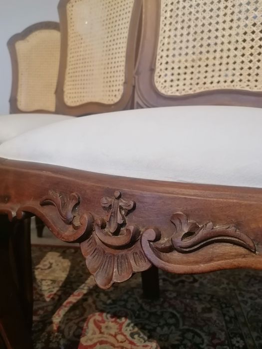 Conjunto de 8 oito antigas Cadeiras, estilo Luís XV.  Veludo Palhinha