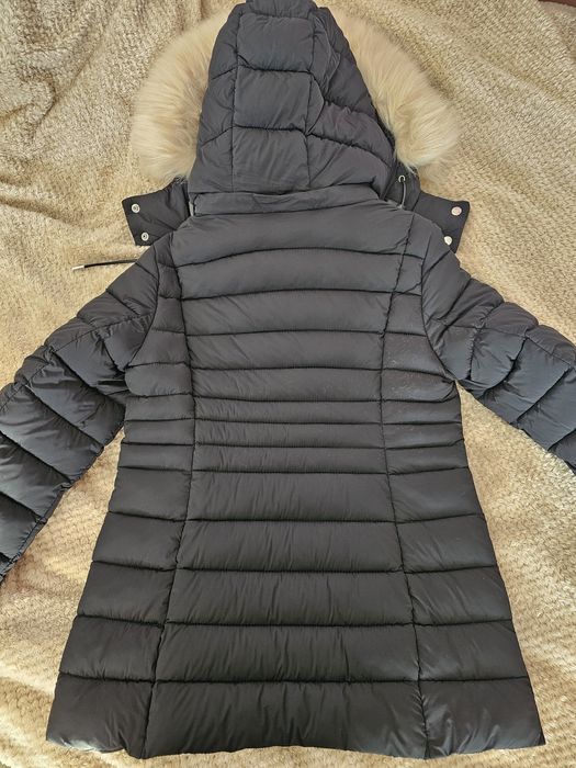 Zimowa ciepła kurtka Mango