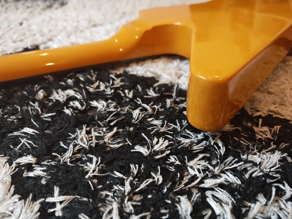 Guitarra Tokai explorer