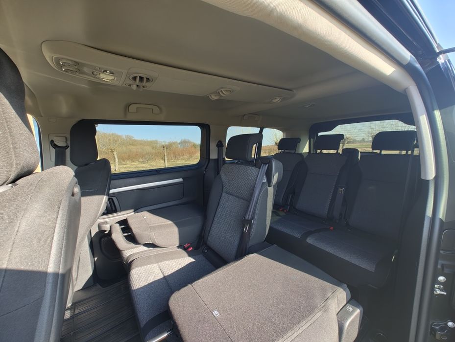 Wynajem BUS 8 osobowy - z kierowcą lub bez