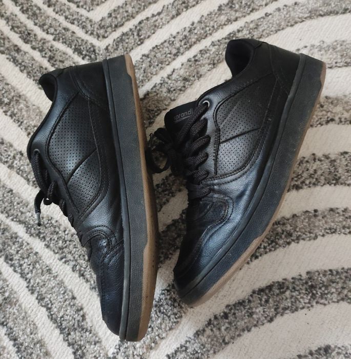 Czarne sneakersy męskie Sprandi r 40