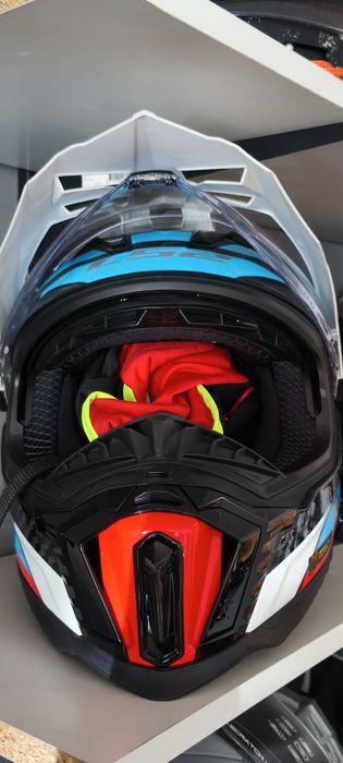 Vendo capacete LS2 explorer carbon