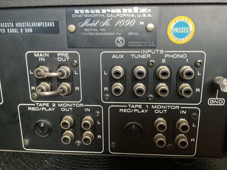 Винтажный усилитель Marantz 1090