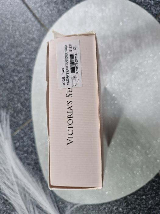 Majtki damskie bawełna koronka 5 par VS  Xl /L nowe prążek kolory