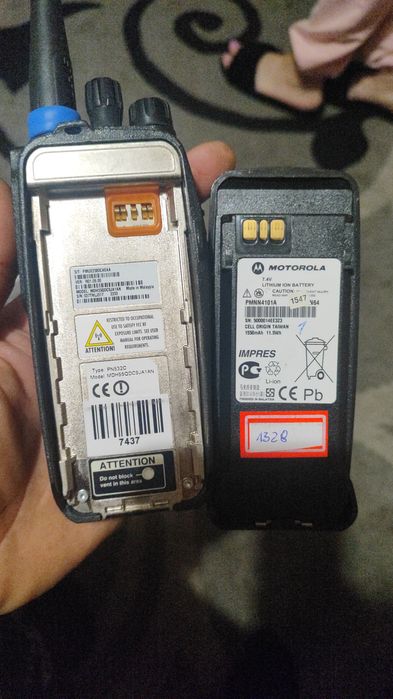 Продам срочно 3 рації ціна за три радіус 7 кілометрів