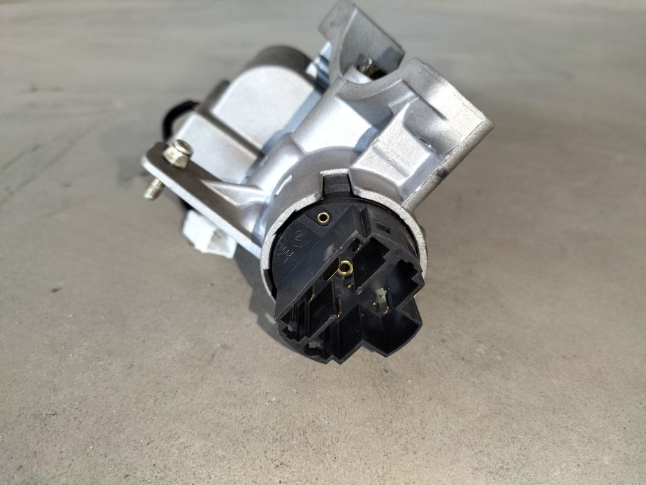 Lancia Thesis 3.0 stacyjka i inne