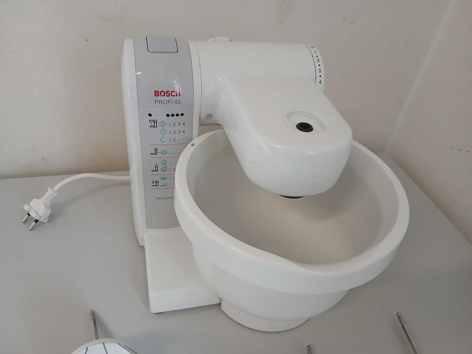 Кухонный комбайн Bosch MUM 4500/02 Profi 45