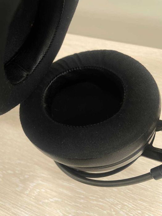 Оригінальні бездротові ігрові навушники Razer Nari Essential Wireless