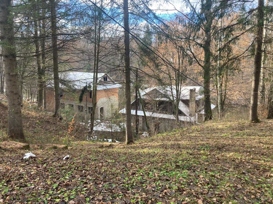 База відпочинку в Карпатах.