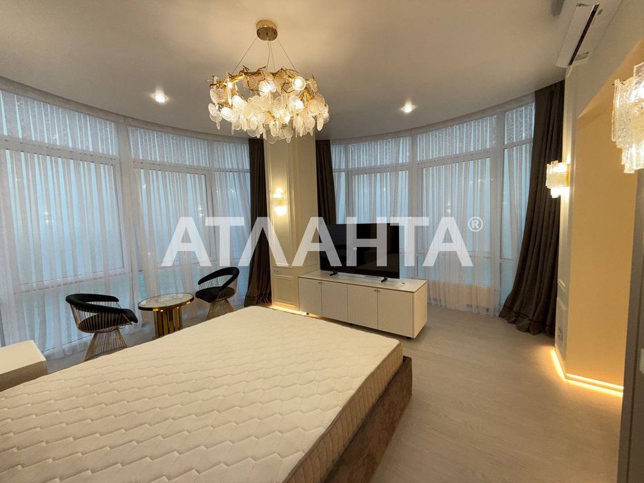 3-комнатная квартира. Приморский. Аркадия