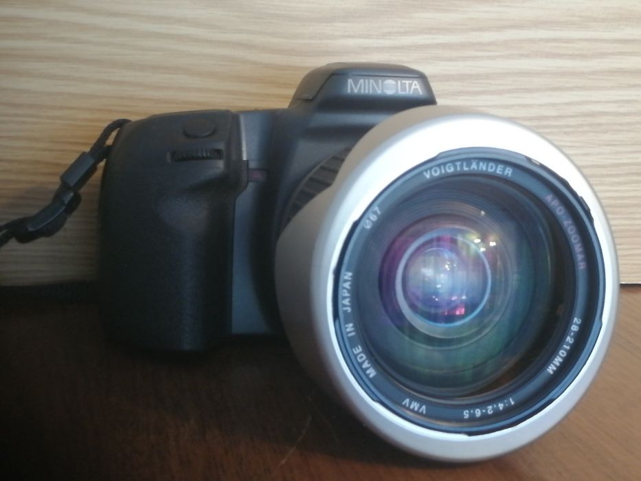 Об'єктив Voigtlander 28-210mm  на фотоапарат Sony  Minolta  AF