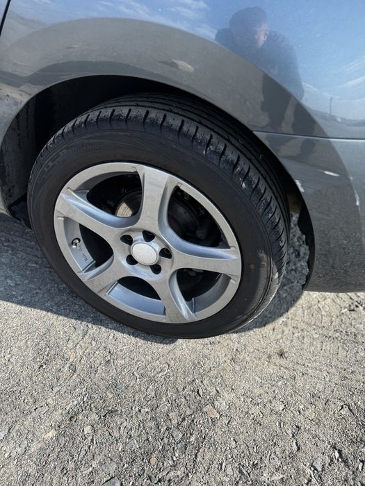 Шкода Рапід 2014 року 1.6tdi тільки для військових