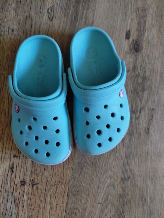 Crocs J1 rozm 32/33