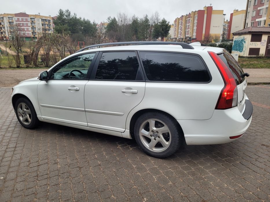 Sprzedam Volvo v50 2010