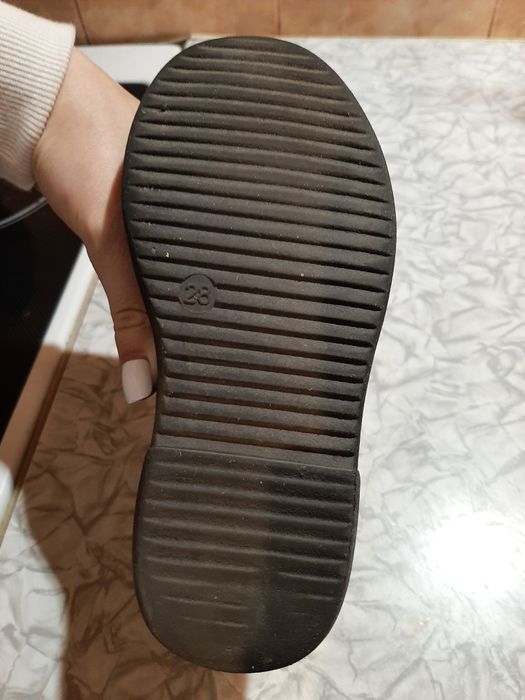 Детские ботинки