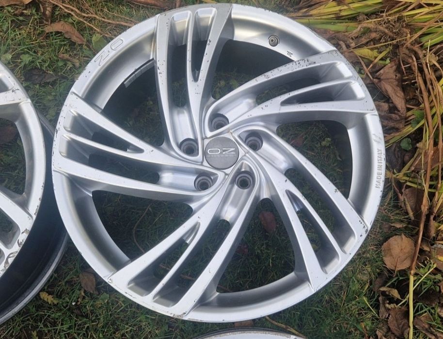 Felgi O.Z. 19 5x112 Audi,Mercedes,Skoda,Seat,Volkswagen OZ A6,A4,E-klasa,C-klasa Golf Passat Octavia Superb Leon CLS A5 A7