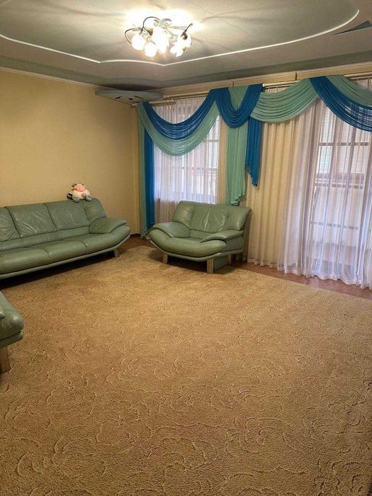 Продам 3-ком квартиру с ремонтом Ак.Королева (3-266-408)