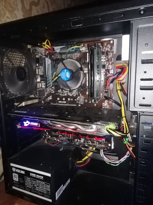 Vendo PC Mediano!
