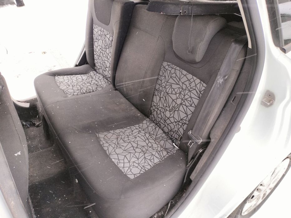 Сидіння Lada Xray