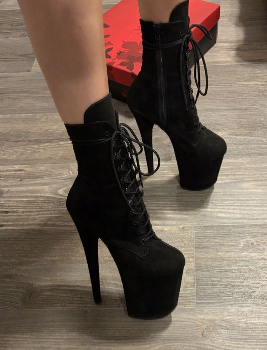 Стріпи Pleaser трійки, 37р