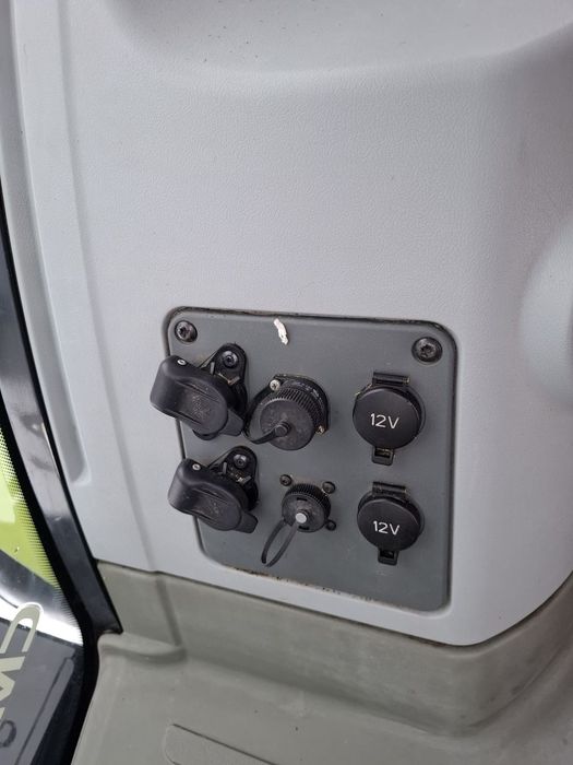 Claas AXION 830  ładowacz czołowy MX T418 / import DE / Cmatic / Cebis /