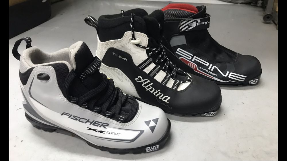 Ботинки лыжные беговые ( NNN, SNS )