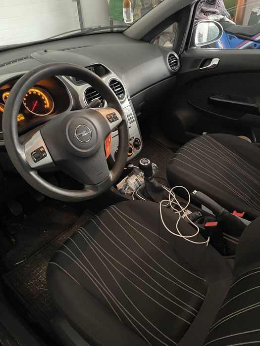 Opel Corsa — fotografia 4