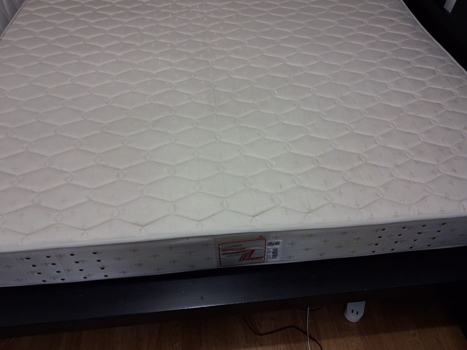 Colchão usado para venda em óptimo estado.