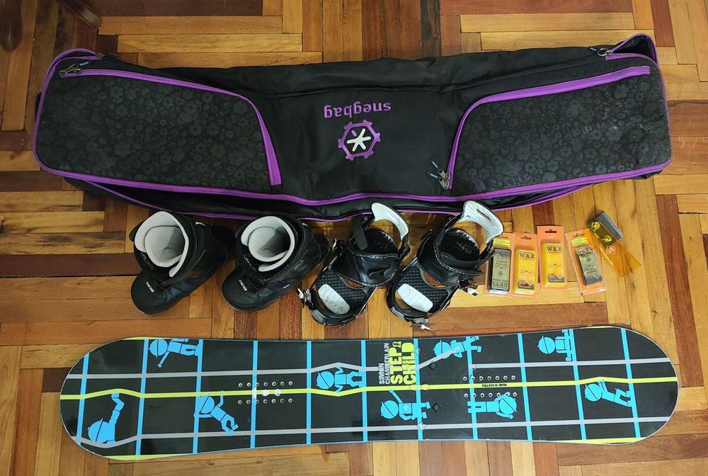 Полный комплект. Сноуборд, крепления, боты, чехол, маска, парафин и пр