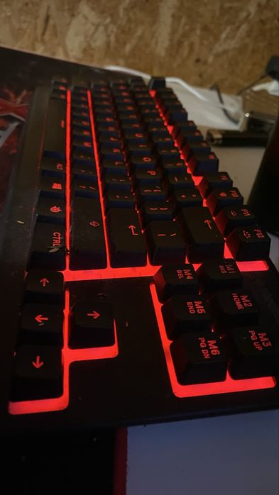 Teclado Steelseries Apex 3 TKL - Como Novo