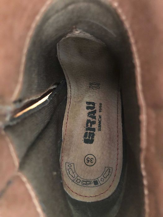 Botas castanhas Grau 35