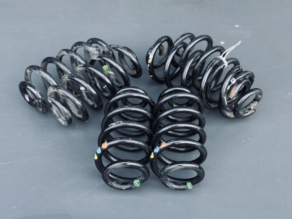 Пружини задні Ауді А6 С6 седан універсал пружина Audi A6 C6 розборка