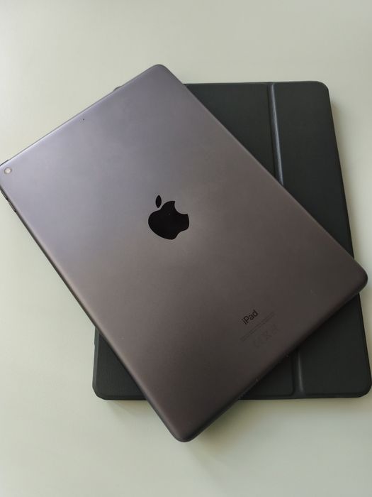 Apple iPad 10.2  128Gb 8gen