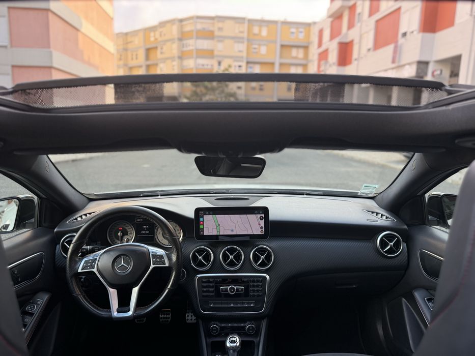 Mercedes Benz A180 AMG 2013.