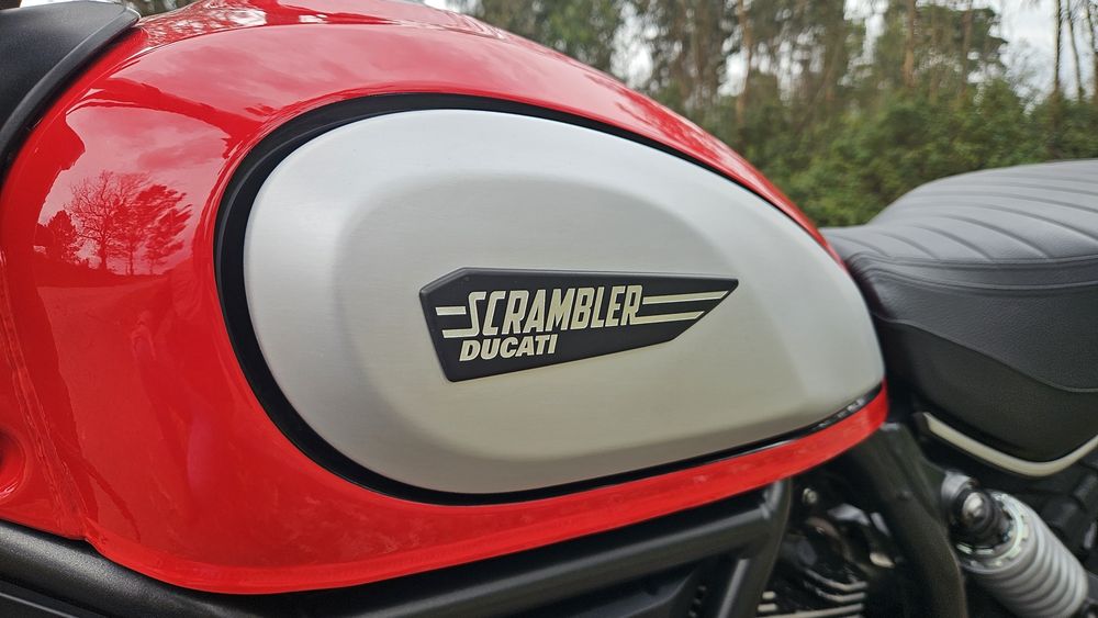 Ducati Scrambler Ícon Red 800